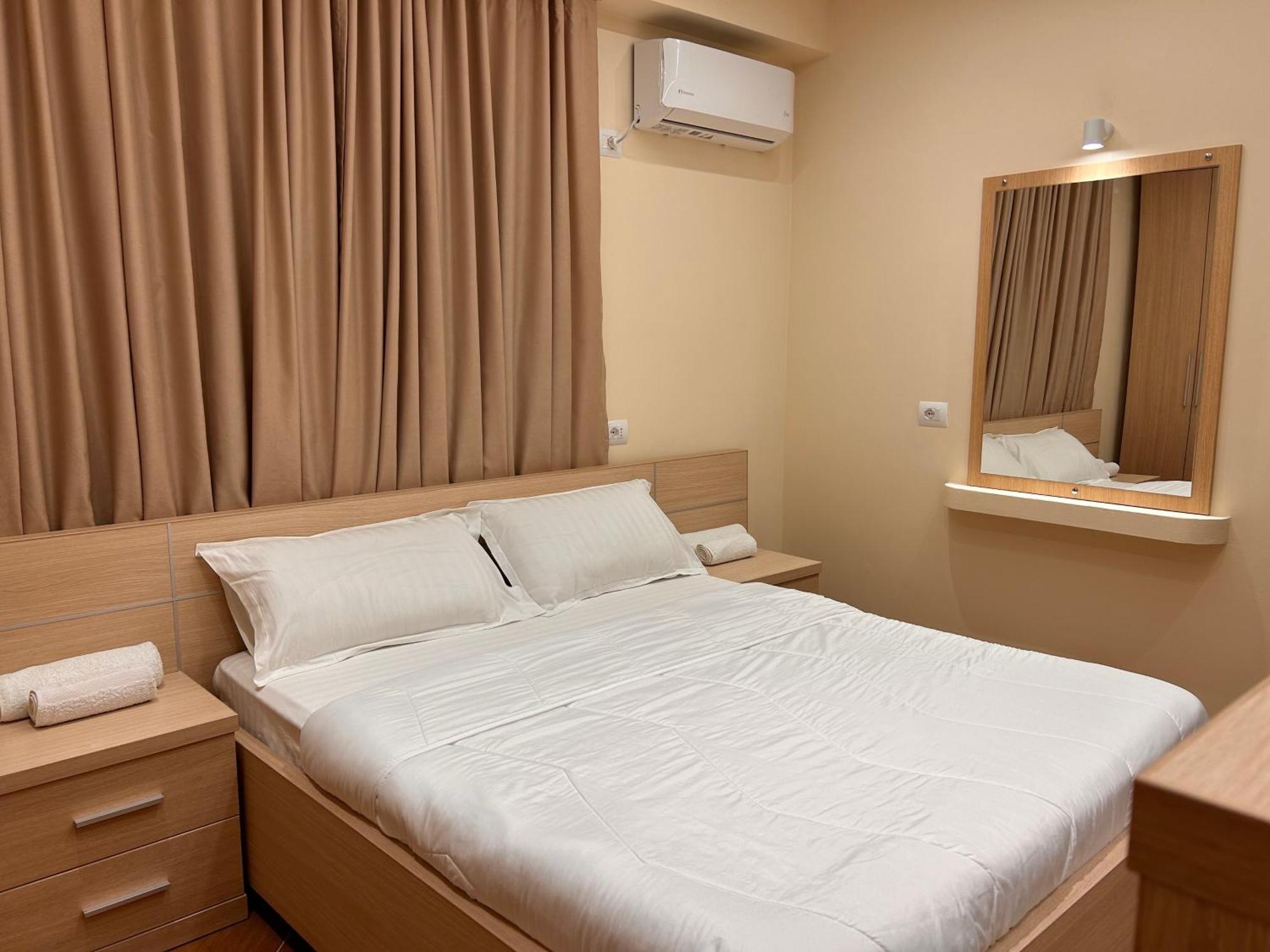 Elisabeth Apartments 3 Sarande Bagian luar foto